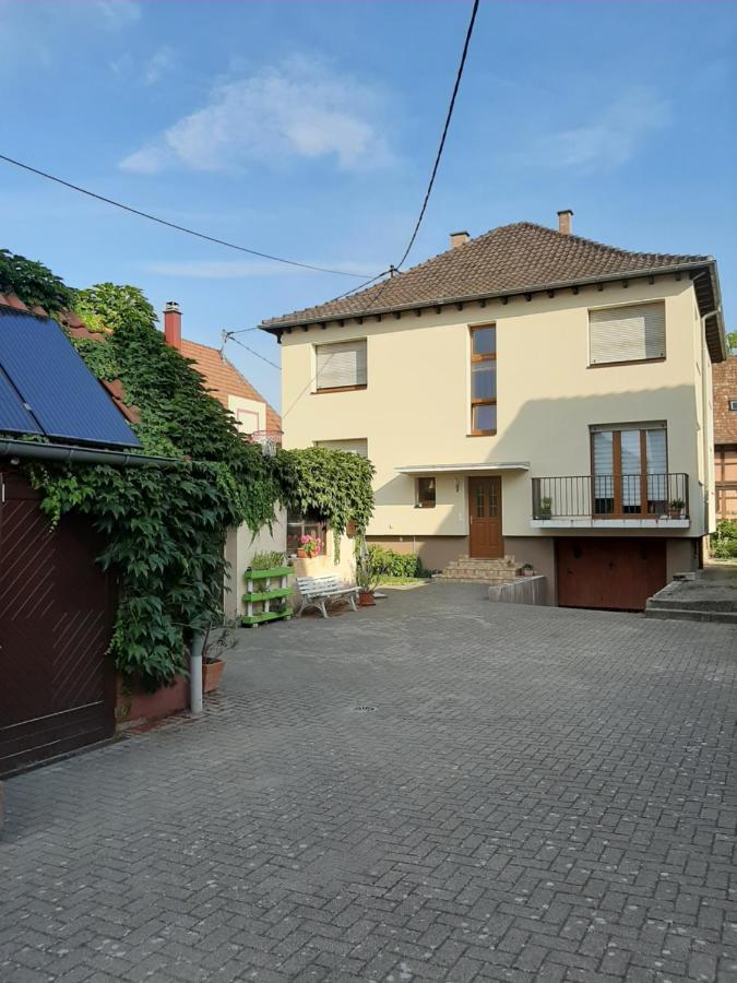 Les Chambres De Marthe Et Gerard Lipsheim Exterior photo