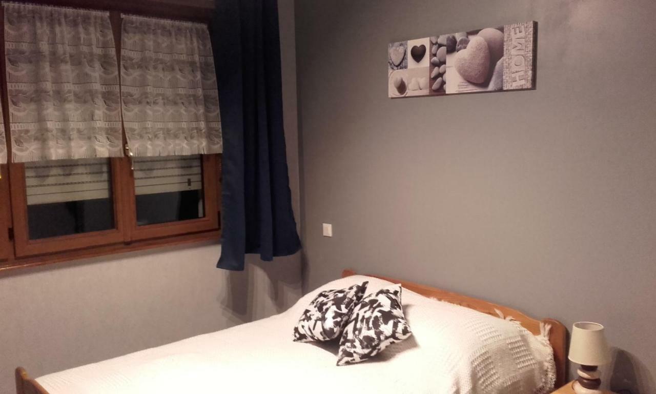 Les Chambres De Marthe Et Gerard Lipsheim Exterior photo